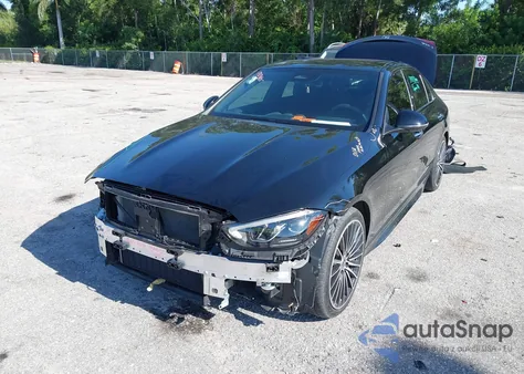 2024 Mercedes-Benz C 300 from USA, damaged, VIN W1KAF4GB9RR173743